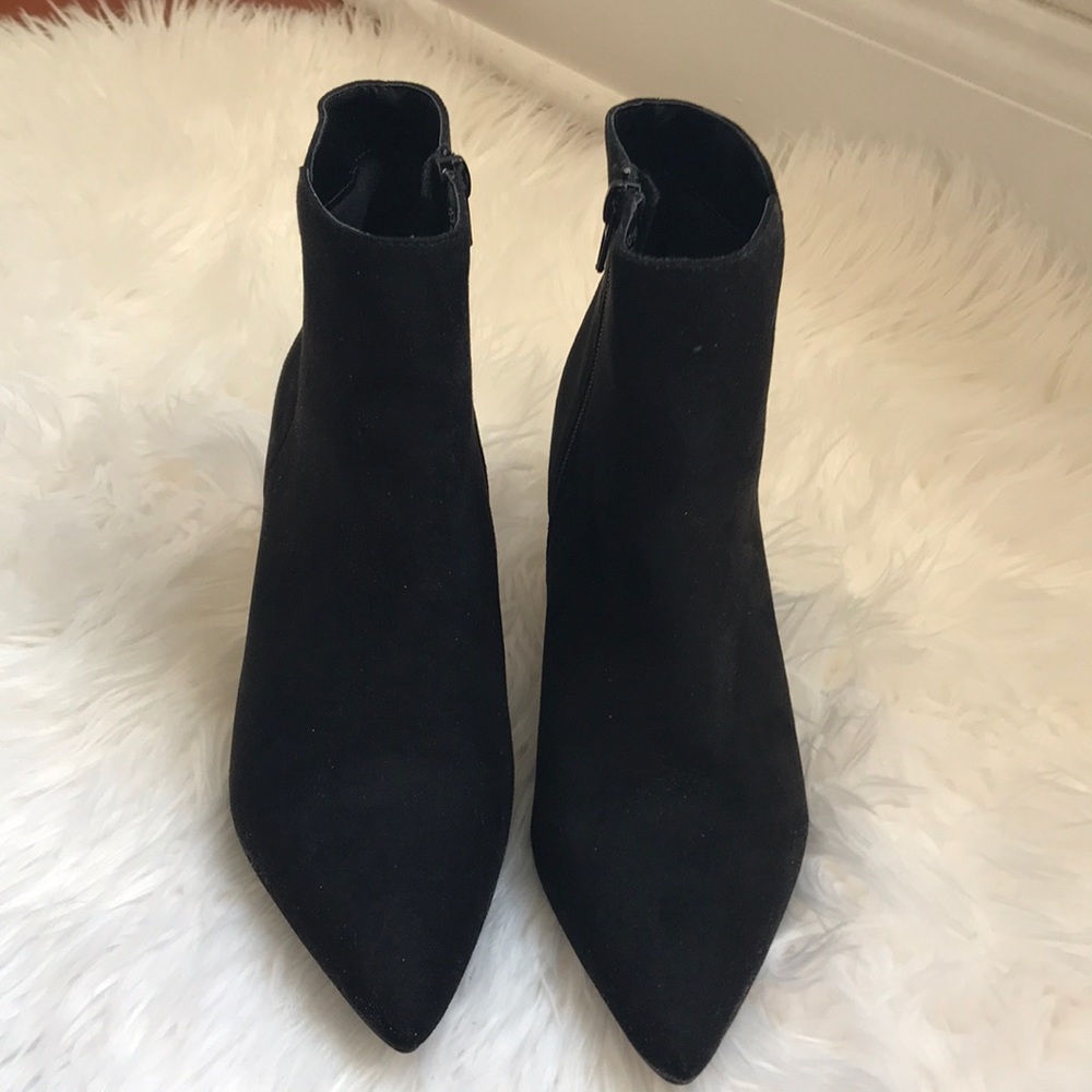 Pointed Toe Black Booties